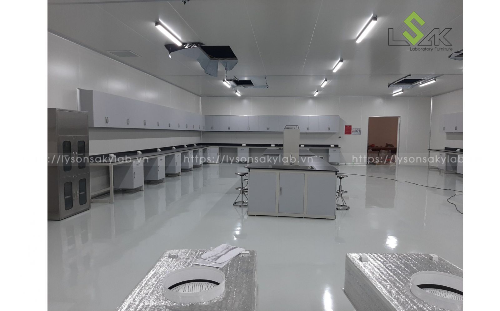 bàn thí nghiệm trại bò giống, bàn thí nghiệm lab công nghệ sinh học, bàn thao tác phòng lab vi sinh