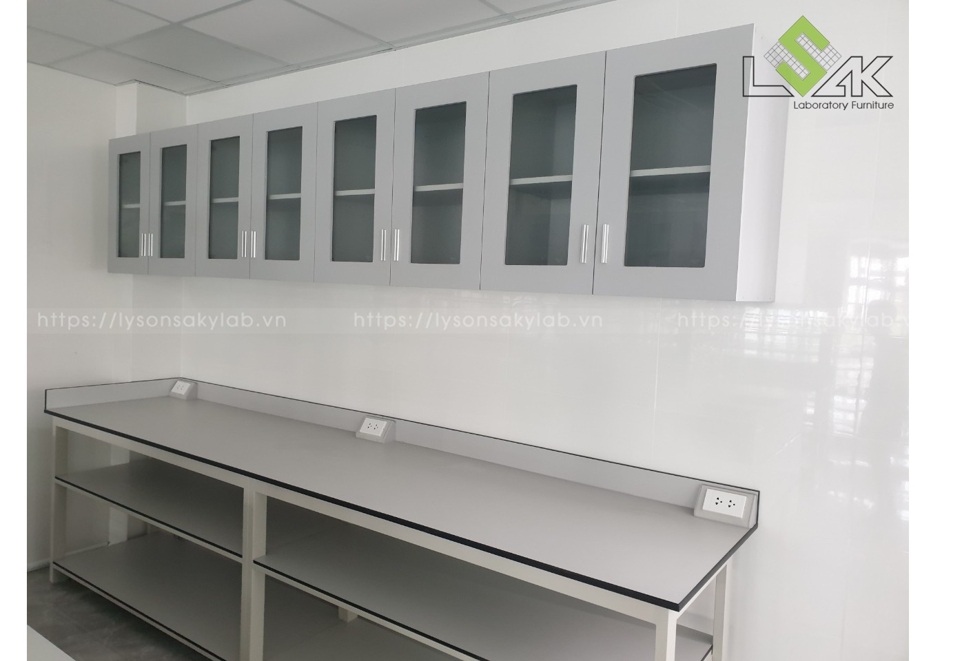 thi-cong-phong-lab-nguyen-lieu-thuc-pham-cung-cap-ban-cam-quan-thuc-pham-gia-re-2