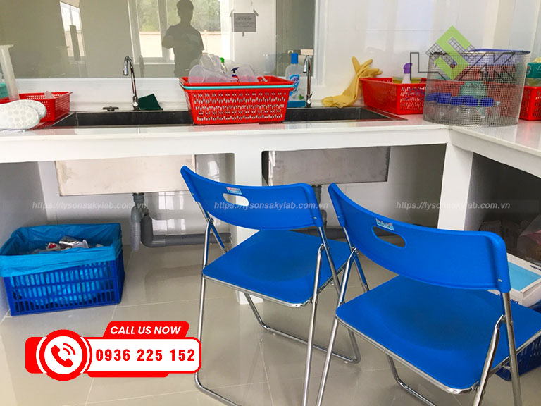 Dự án nội thất phòng kiểm định sữa và thức uống từ sữa Nhà máy bò sữa Long Thành Lothamilk
