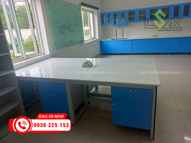 Dự án nội thất phòng kiểm định sữa và thức uống từ sữa Nhà máy bò sữa Long Thành Lothamilk